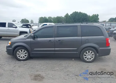 2016 Chrysler Town & Country Touring из США, поврежденный, VIN 2C4RC1BG0GR286768